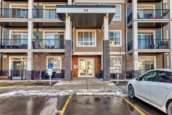 Calgary, AB T2X 4M9,30 Walgrove WALK SE #211