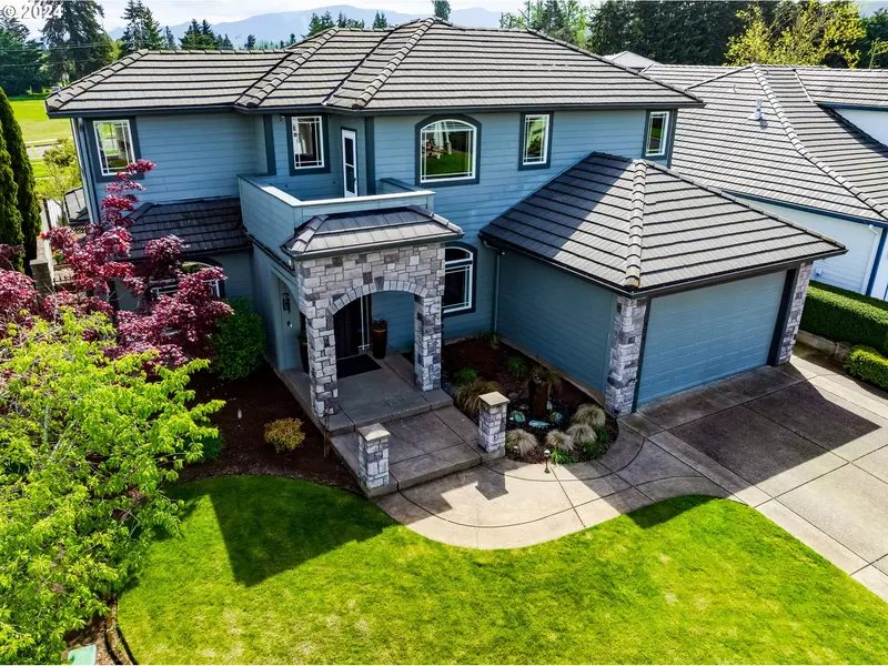 526 PEBBLE BEACH DR, Creswell, OR 97426