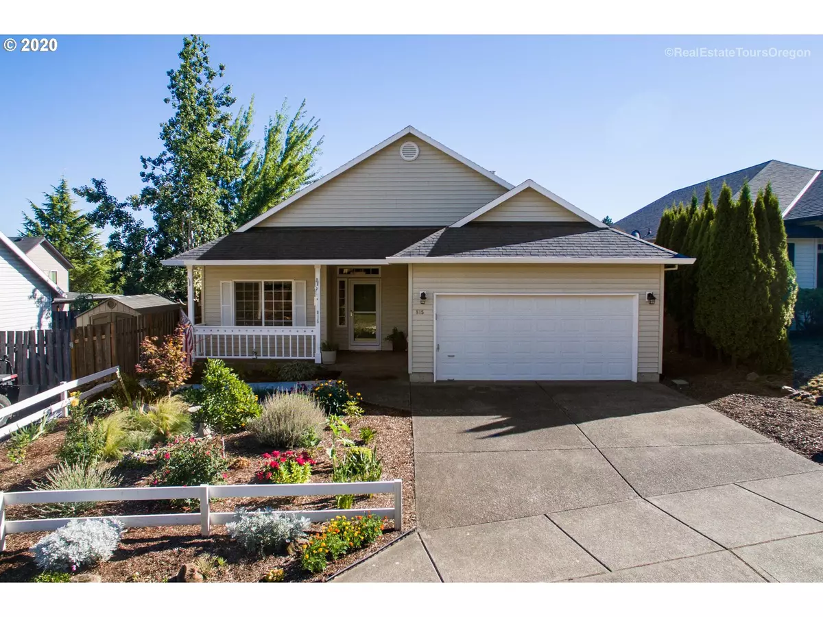 Dundee, OR 97115,815 SW CHABLIS CT