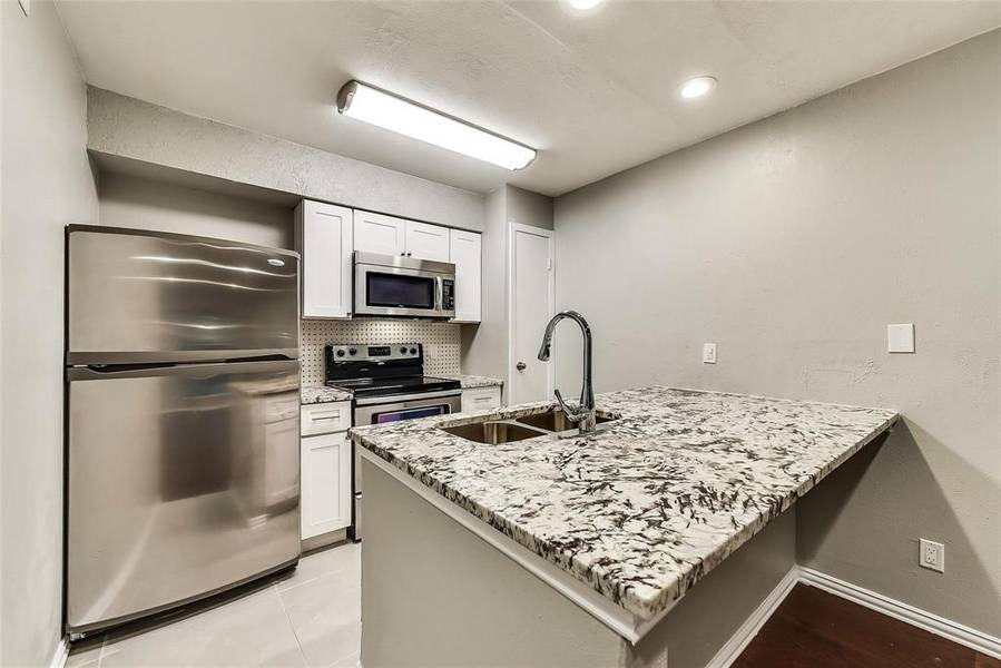 4837 Cedar Springs Road #207, Dallas, TX 75219