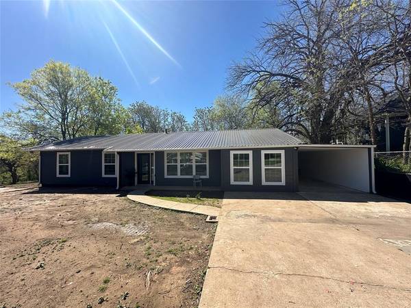 408 E Chestnut Street, Denison, TX 75021