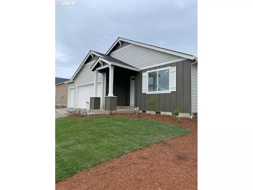 Junction City, OR 97448,2501 W 15th #123