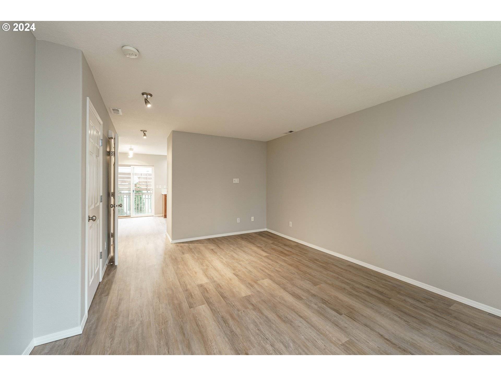 Portland, OR 97220,10545 NE FREMONT ST #15