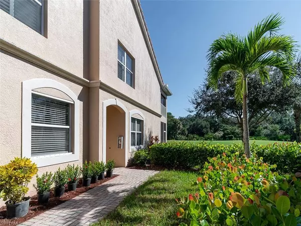 Naples, FL 34104,6866 Sterling Greens DR 102