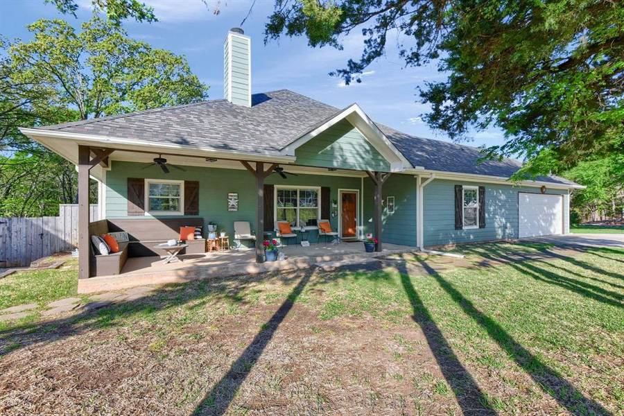 10 Longview Drive, Pottsboro, TX 75076