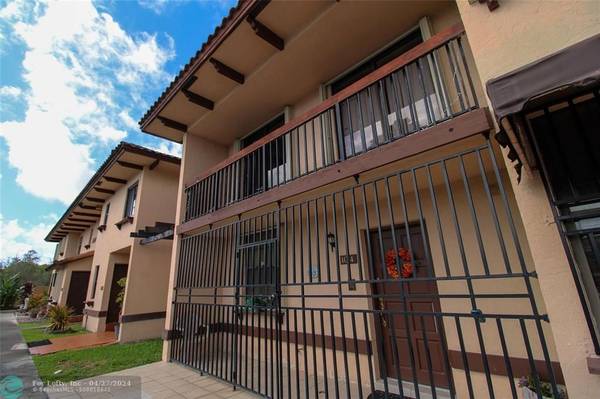 1790 SW 122nd Pl #104-X, Miami, FL 33175