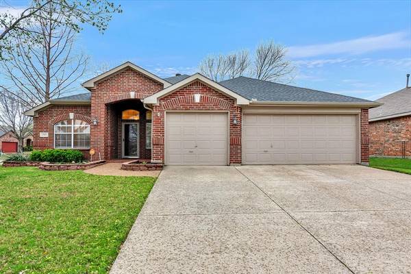 1501 Nightingale Lane, Corinth, TX 76210