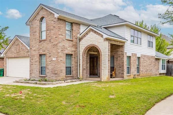 908 Raleigh Path Road, Denton, TX 76208