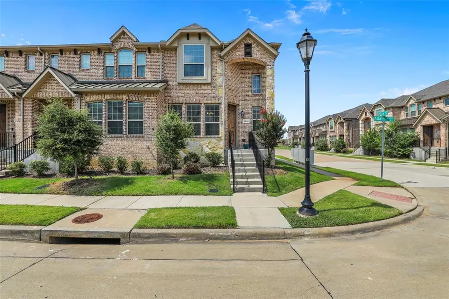 2575 Adam Lane, Lewisville, TX 75056