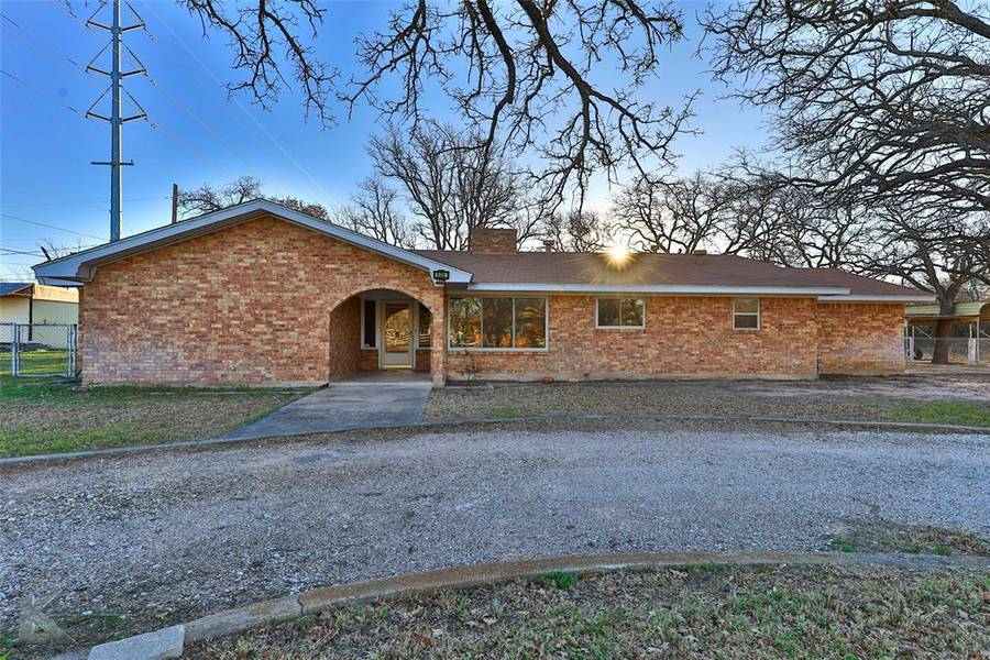 509 Shalimar Drive, Clyde, TX 79510