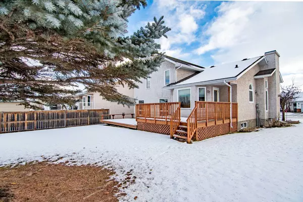 Sylvan Lake, AB T4S 1K4,80 Perry DR