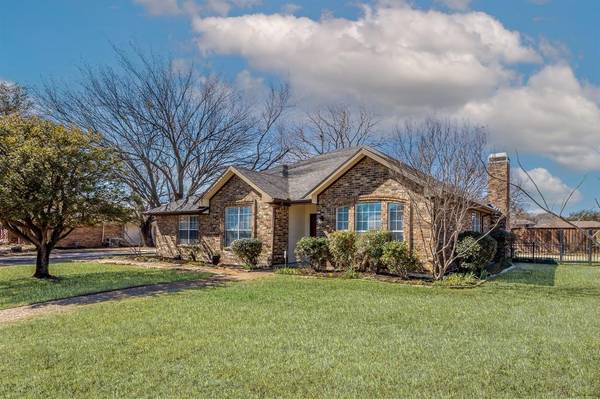 273 Raintree Drive, Highland Village, TX 75077