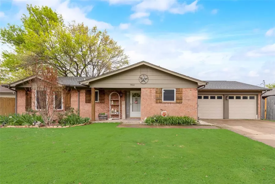 7512 Circle Drive, North Richland Hills, TX 76180