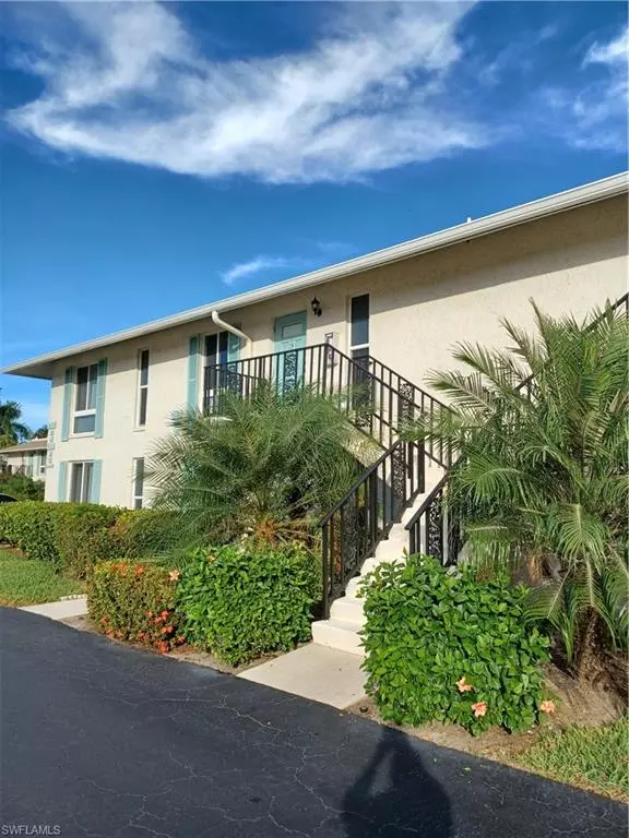 Naples, FL 34112,219 Palm DR 219-2