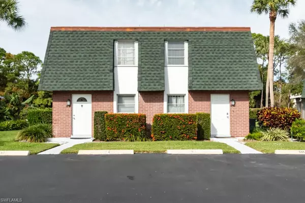 600 Valley Stream DR NW I-B1, Naples, FL 34113