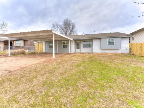 Moore, OK 73160,1449 N Norman Avenue