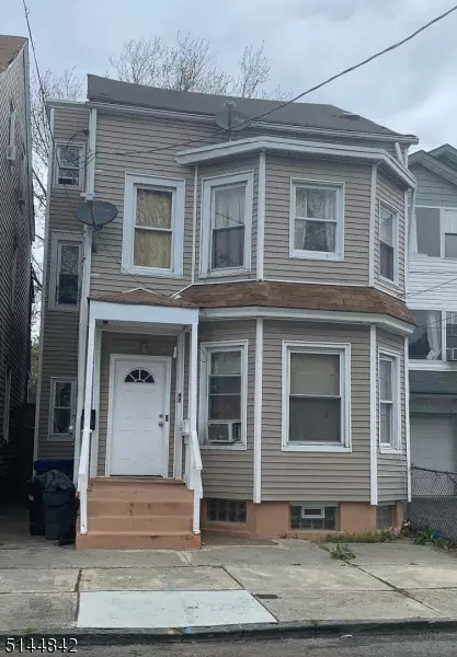 42 Watson St, Paterson City, NJ 07522