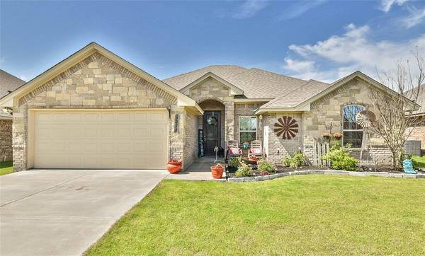 9222 Parkview Circle, Tolar, TX 76476