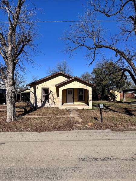 705 E 9th Street, Coleman, TX 76834