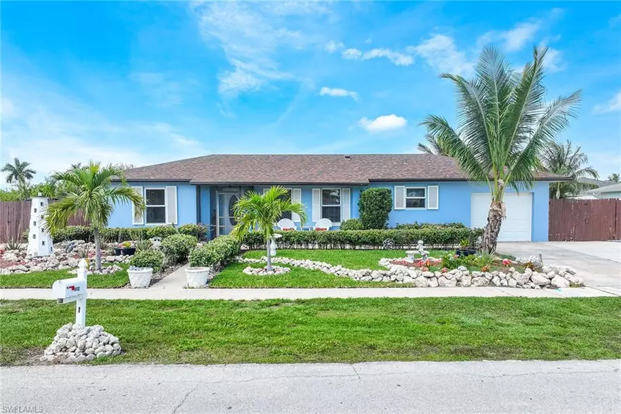 1208 Fruitland AVE, Marco Island, FL 34145