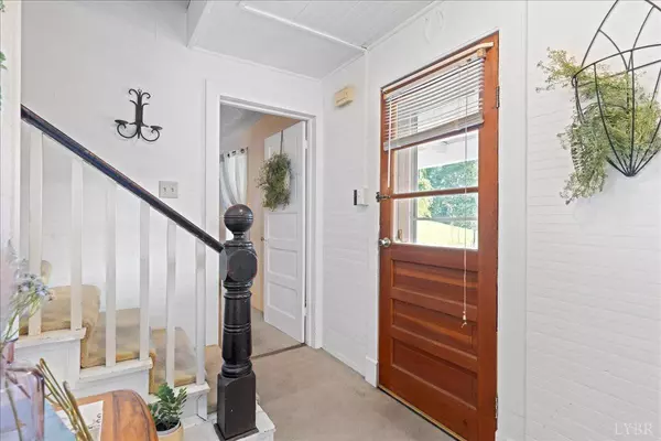 Lovingston, VA 22949,9948 Thomas Nelson HWY