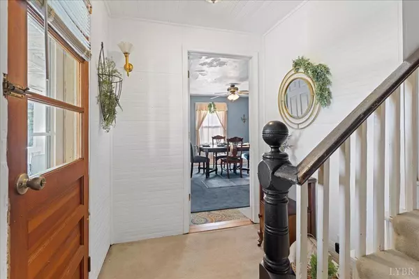 Lovingston, VA 22949,9948 Thomas Nelson HWY