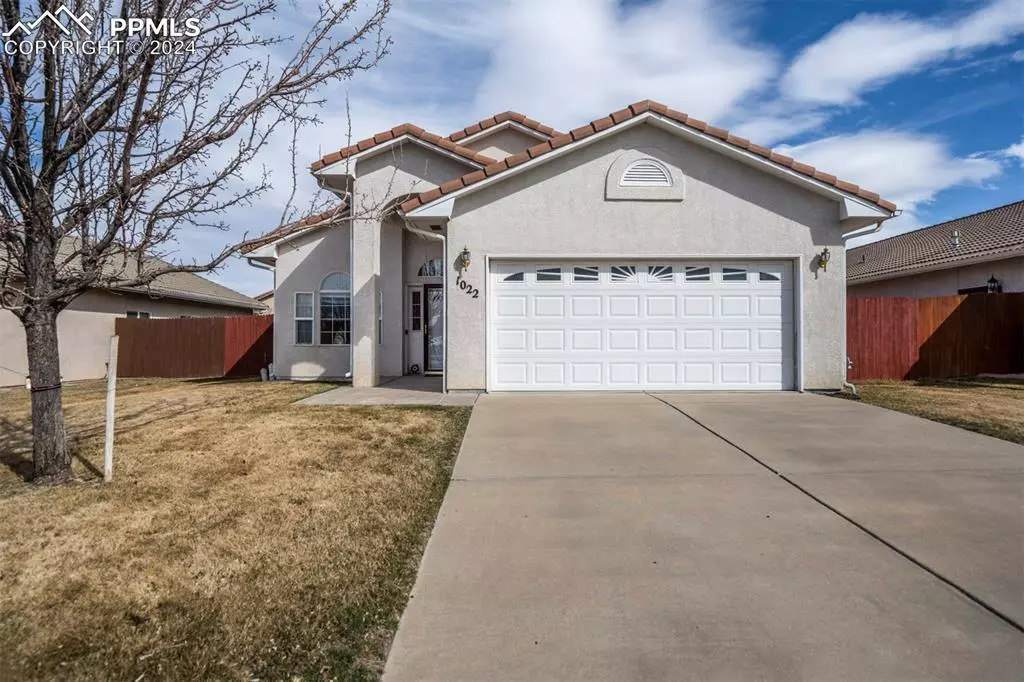 Pueblo, CO 81005,1022 Walnutcrest DR