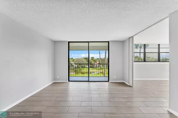 Deerfield Beach, FL 33442,2410 Deer Creek Country Club Blvd  #301-E