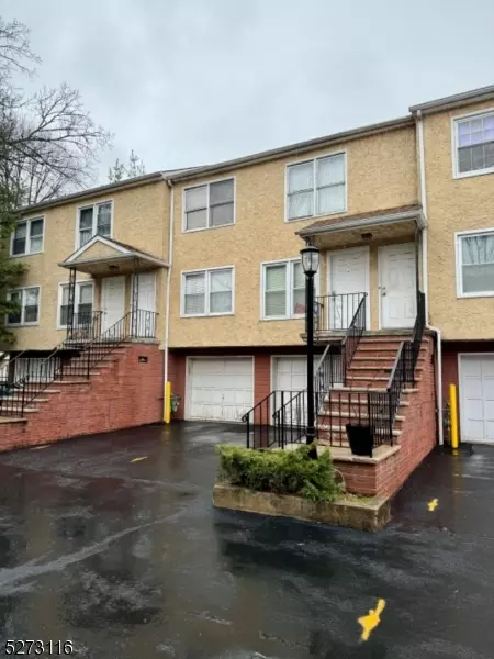 408 Vine St #2A, Elizabeth City, NJ 07202