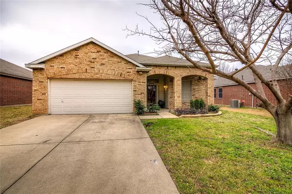 1309 Riverside Road, Roanoke, TX 76262