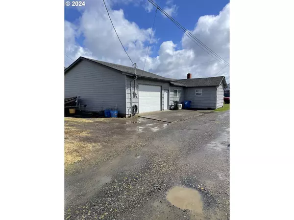 Reedsport, OR 97467,240 S 19TH ST