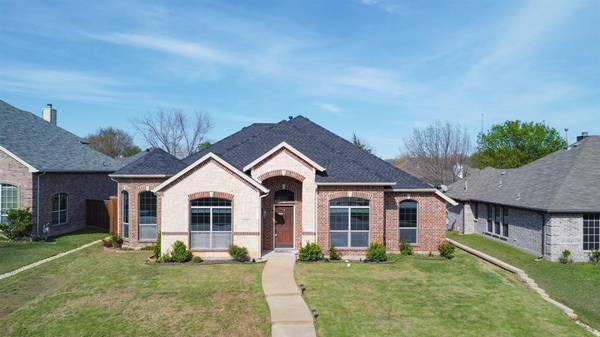 714 Glenhurst Drive, Rockwall, TX 75032