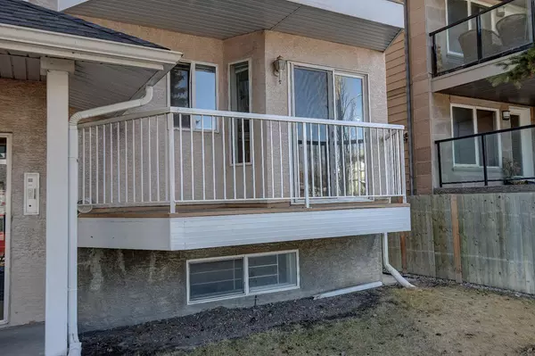 Calgary, AB T2E1L9,215 17 AVE NE #101