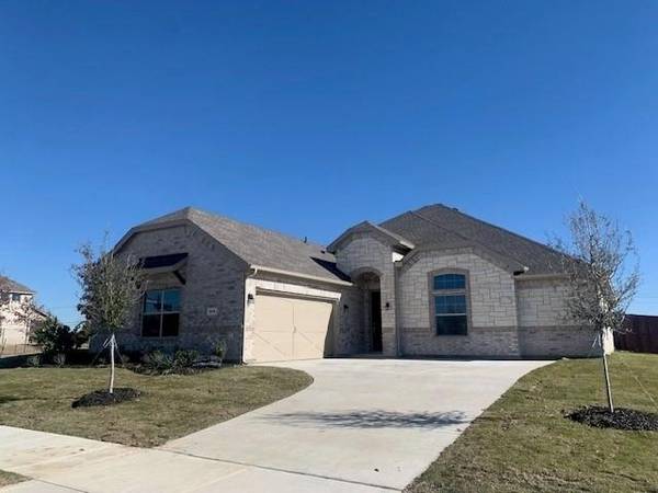 614 MESQUITE GROVE Road, Midlothian, TX 76065