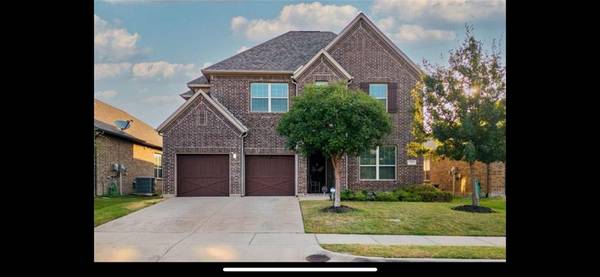 586 Mountcastle Drive, Rockwall, TX 75087