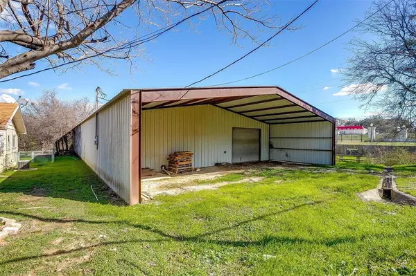 Clifton, TX 76634,106 County Road 1813