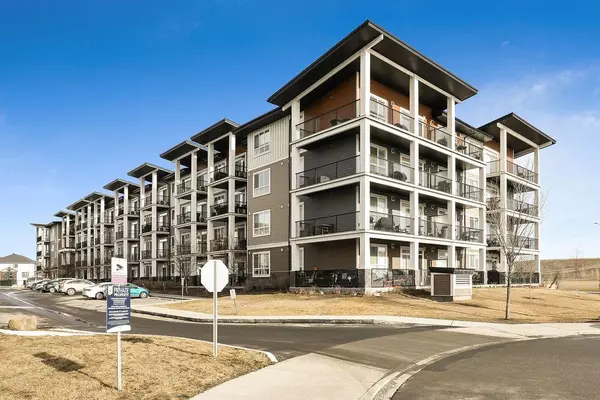 Calgary, AB T2X4E3,10 Walgrove WALK SE #402