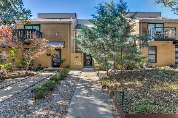 4313 Travis Street,  Dallas,  TX 75205