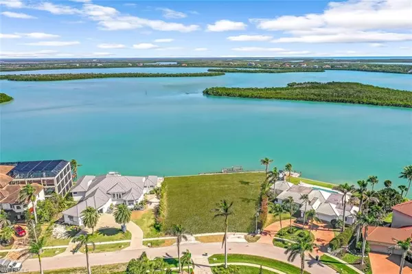 Marco Island, FL 34145,995 Caxambas DR