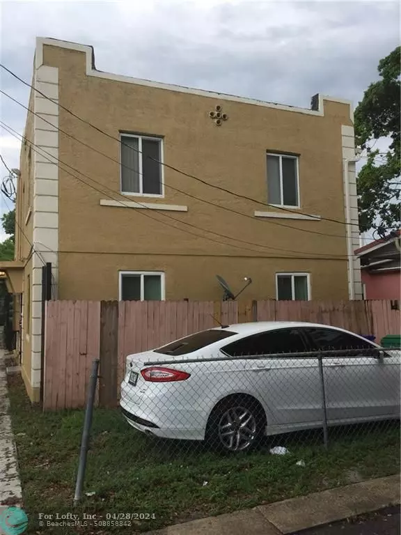 Miami, FL 33127,912 NW 55th Ter