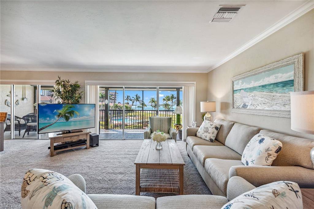 Marco Island, FL 34145,1080 Collier BLVD 302