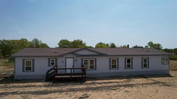 121 Private Road 4434, Rhome, TX 76078