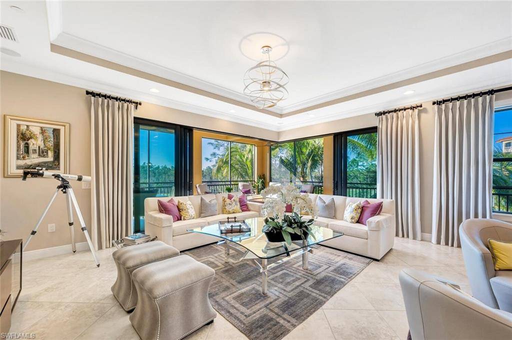 Naples, FL 34109,2756 Tiburon BLVD E 1-201