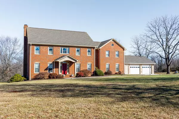 3755 Perrowville RD, Forest, VA 24551