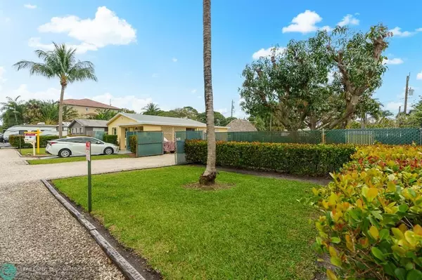 Wilton Manors, FL 33305,824 NE 22nd Dr