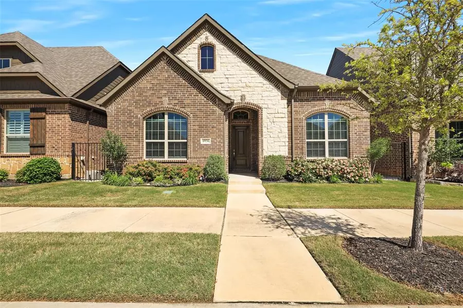 6936 Heather Lane, North Richland Hills, TX 76182