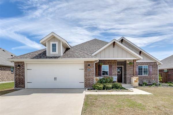 4005 Montecristo Lane, Sanger, TX 76266