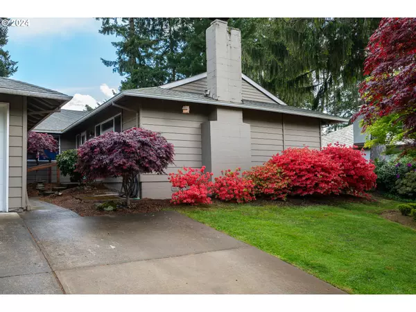 Portland, OR 97225,9032 SW MONTEREY PL