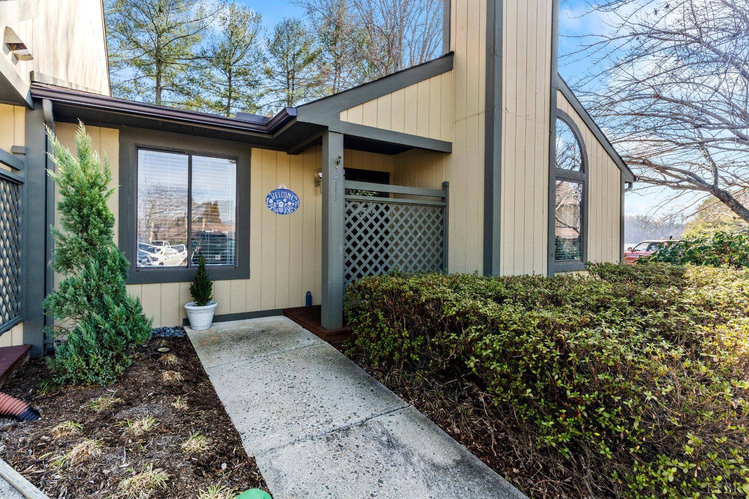 211 Walnut Ridge DR, Forest, VA 24551