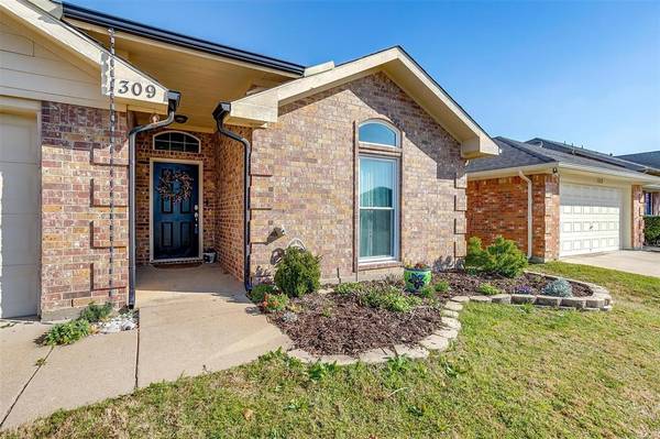 1309 Camden Yard Drive, Fort Worth, TX 76028